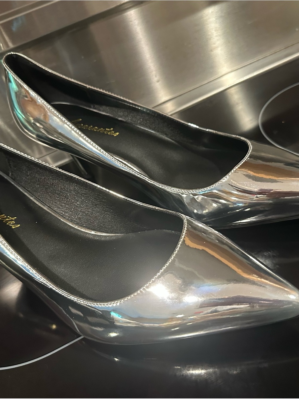 Amarantos Women’s Size 9 Silver Pointed Toe Heels | Metallic Mirror Pumps New
